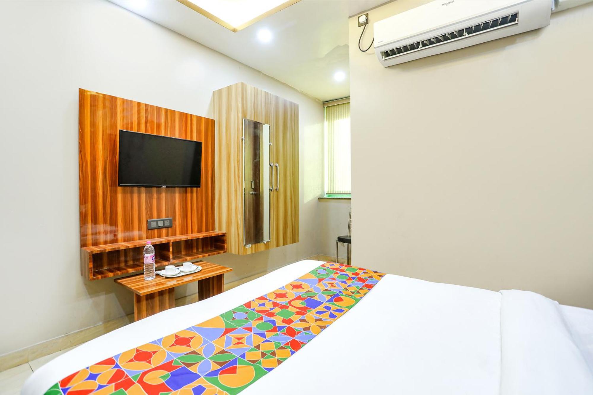 Fabhotel The Palacio Kanpur Ngoại thất bức ảnh