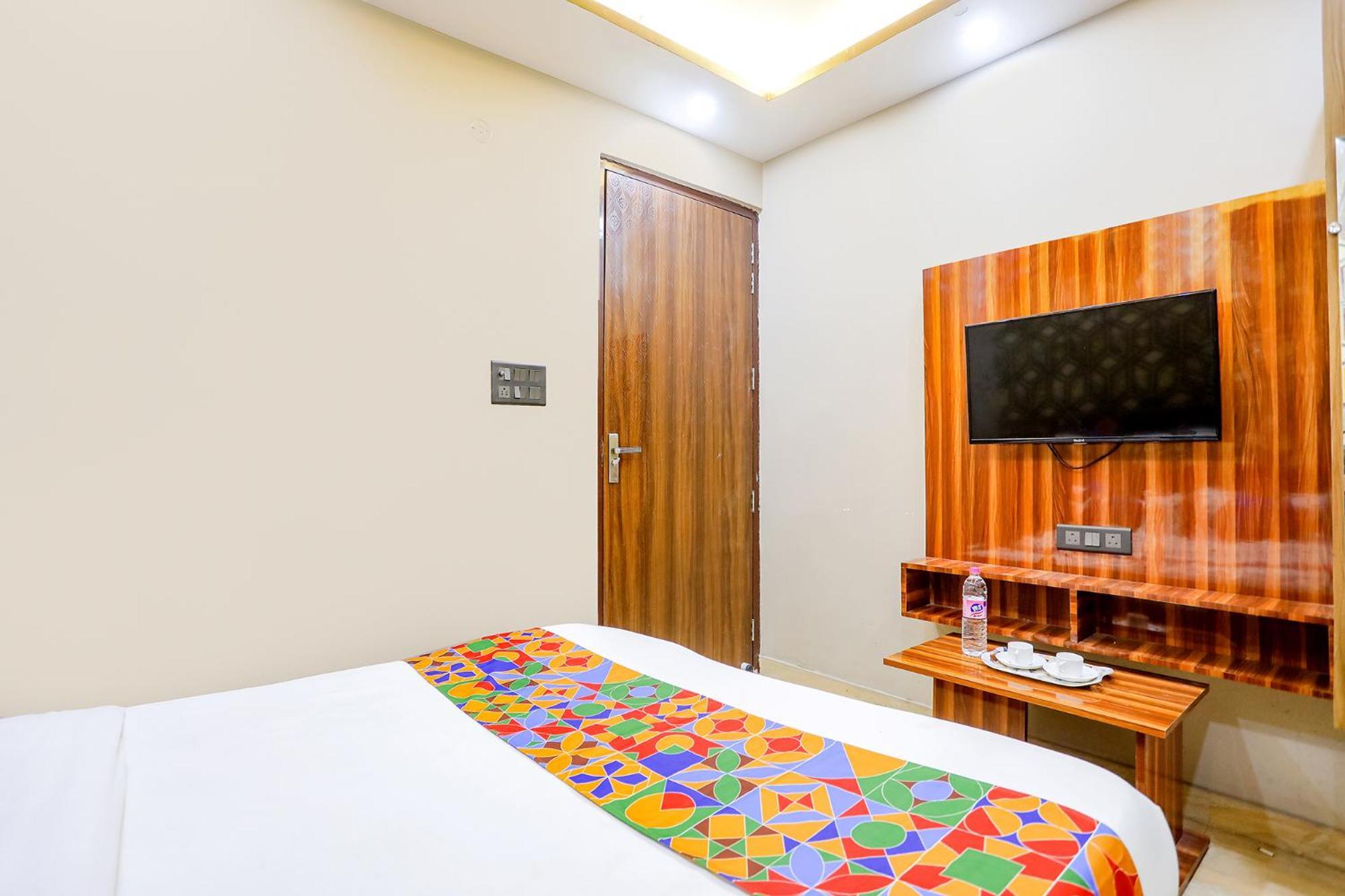 Fabhotel The Palacio Kanpur Ngoại thất bức ảnh